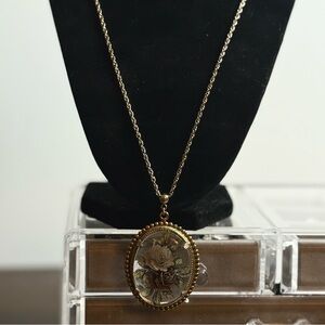 1928 Necklace with Glass pendant